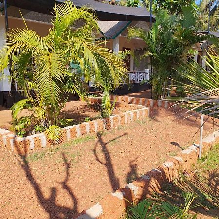 Saxony Village Resort Agonda Esterno foto