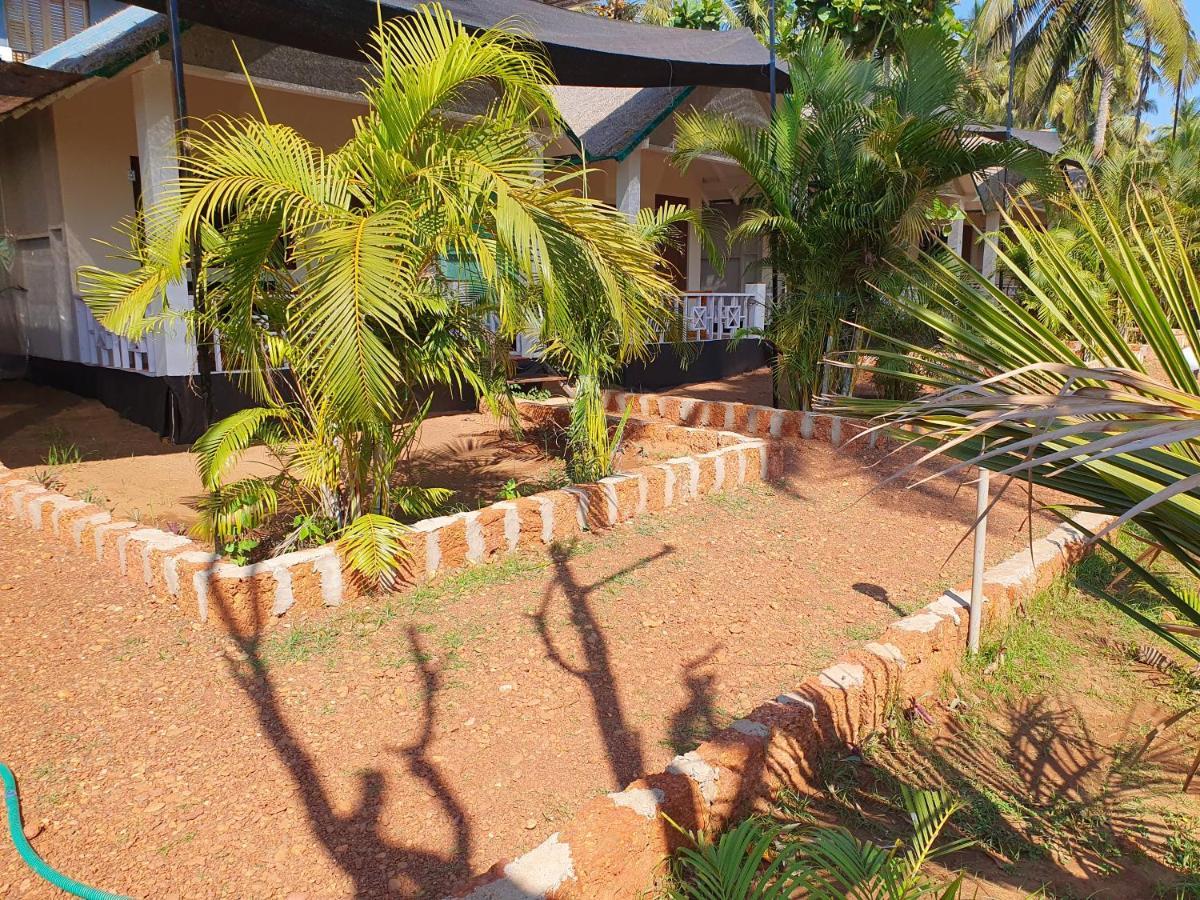 Saxony Village Resort Agonda Esterno foto